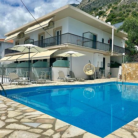 Vladimiros Apartments Barbati Exteriör bild