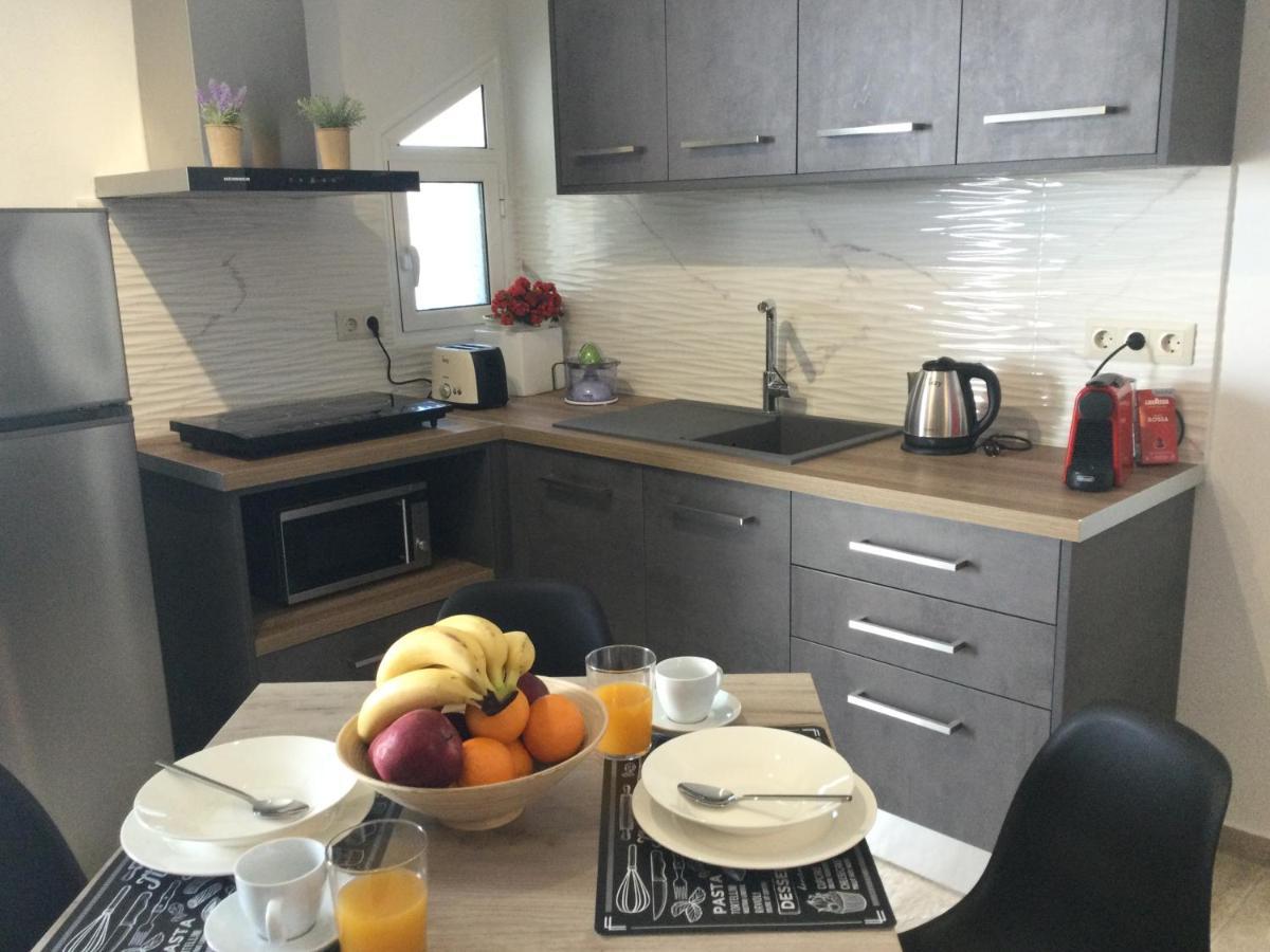 Vladimiros Apartments Barbati Exteriör bild