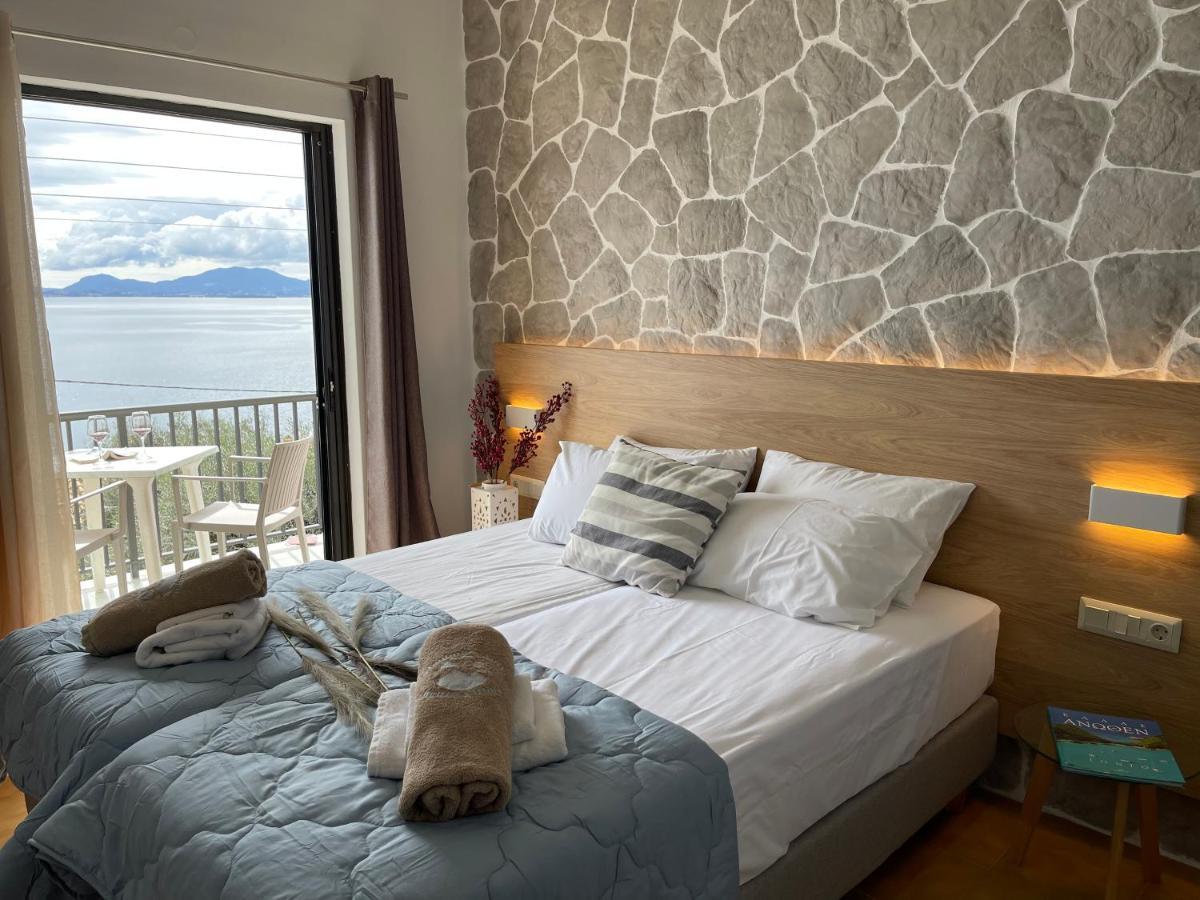 Vladimiros Apartments Barbati Exteriör bild