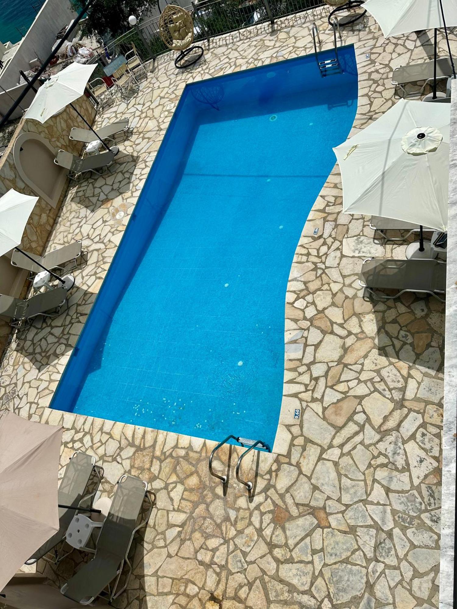 Vladimiros Apartments Barbati Exteriör bild