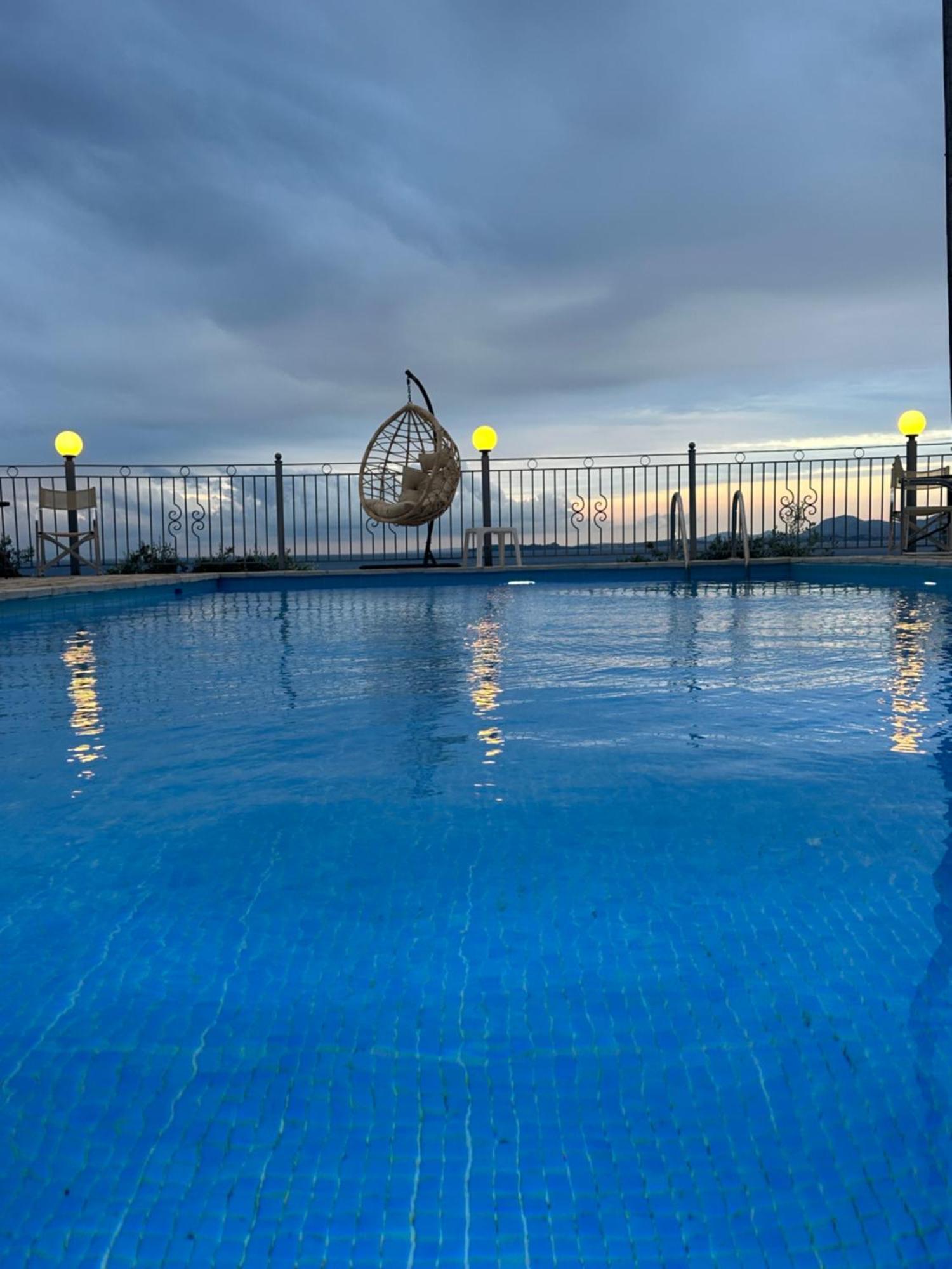 Vladimiros Apartments Barbati Exteriör bild